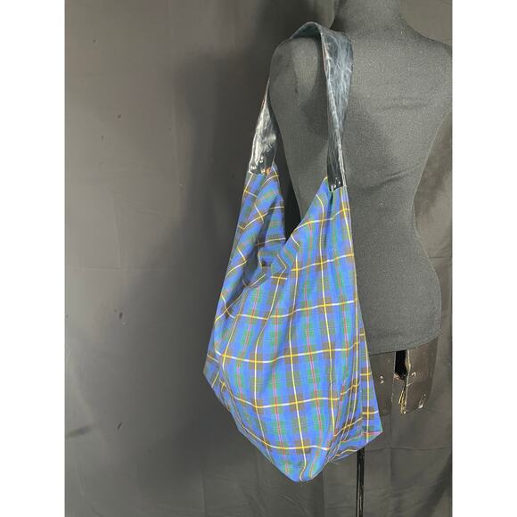 Handmade, blue plaid large hobo bag, vintage cotton fabric, leather strap - Picture 3 of 7